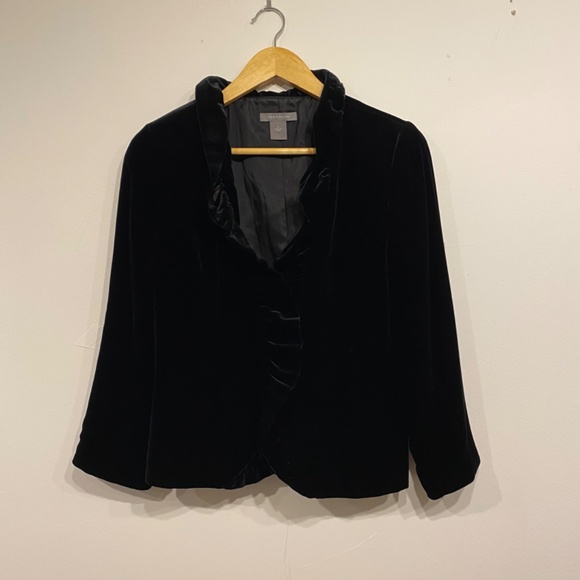 Ann Taylor Black Velvet Ruffle Dark Academia Blazer Jacket Size 4 - Picture 1 of 5